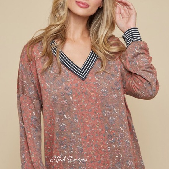 ❤️LAST 1! Boho V Neck Stripe Contrast Top! - Picture 9 of 9